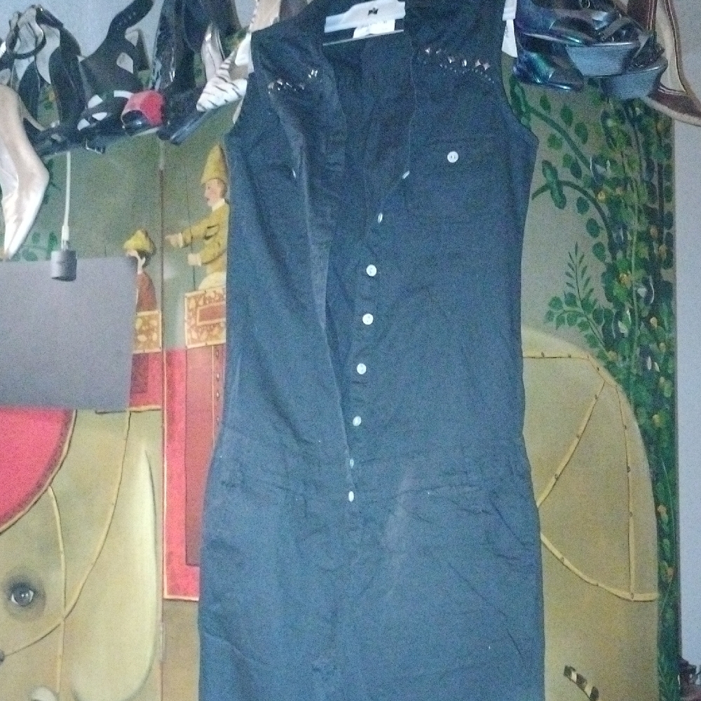 Vintage Fun Black Sleeveless Button-Up Jumpsuit